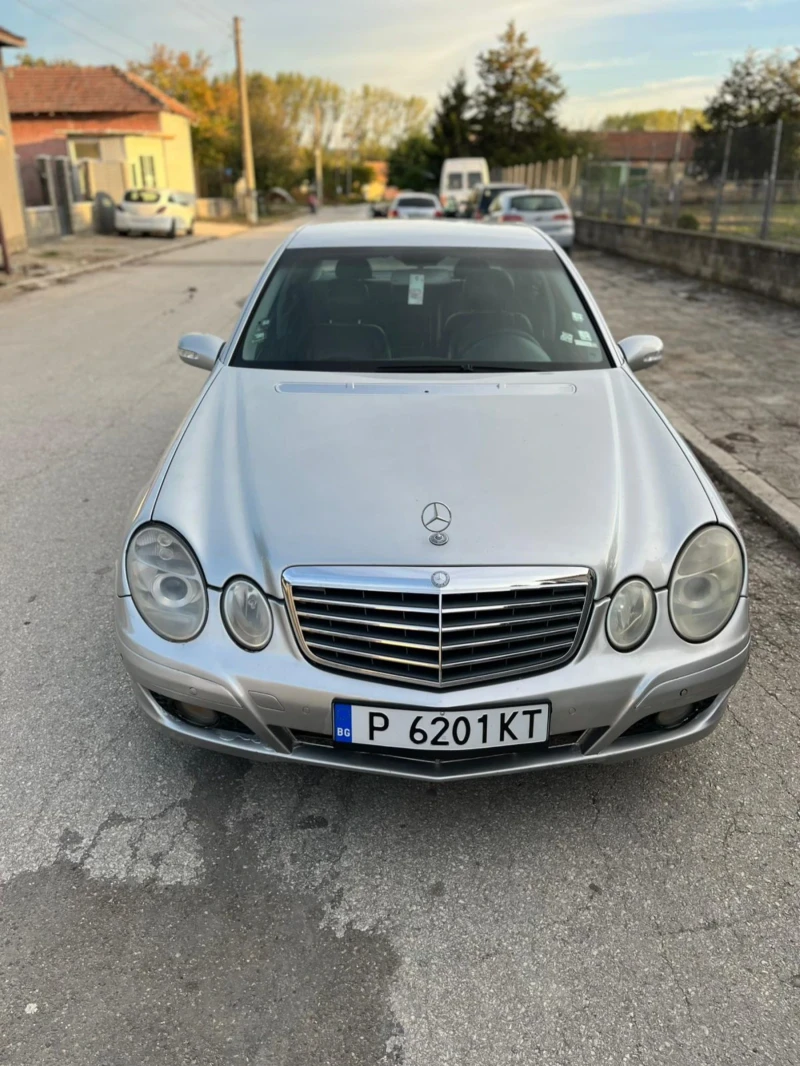 Mercedes-Benz E 220 2.2CDI, снимка 6 - Автомобили и джипове - 47629603