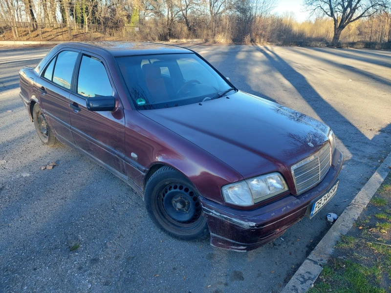 Mercedes-Benz C 180, снимка 1 - Автомобили и джипове - 48393691