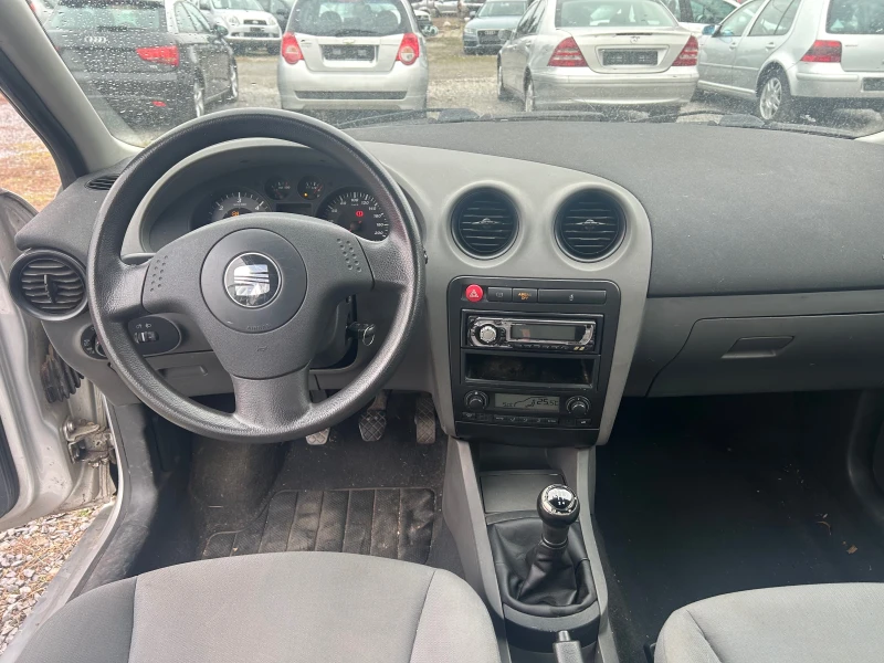 Seat Ibiza 1.4, снимка 14 - Автомобили и джипове - 48586454