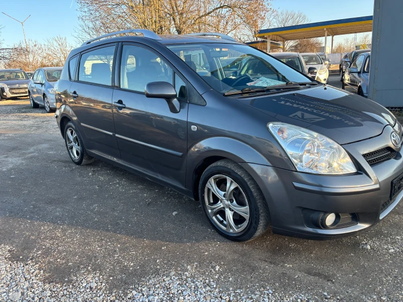 Toyota Corolla verso 2008+ ФЕЙС+ 2.2+ 136кс+ 6ск, снимка 3 - Автомобили и джипове - 49210787