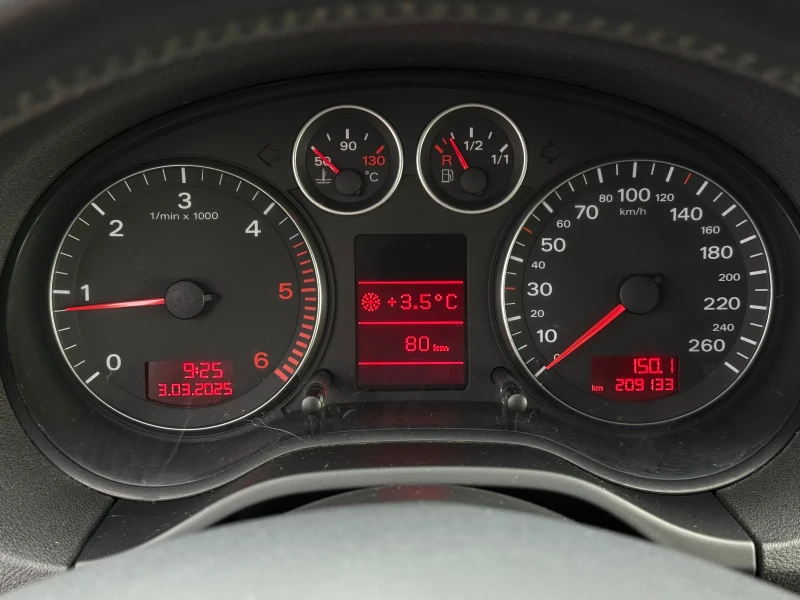 Audi A3 2.0TDi 140к.с * Климатроник* , снимка 16 - Автомобили и джипове - 49339240