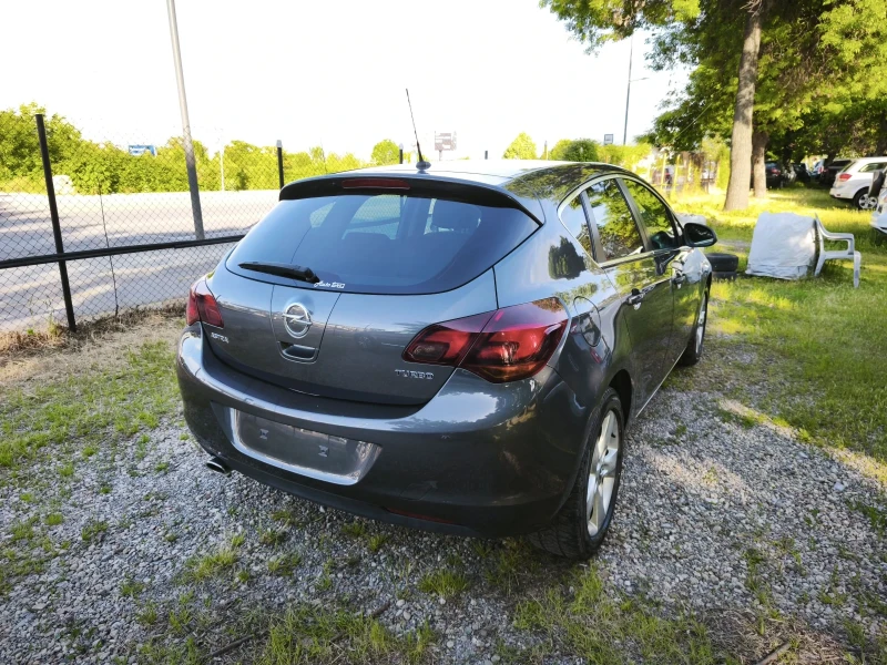 Opel Astra 1.6 i-TURBO-180k.c., снимка 4 - Автомобили и джипове - 50404544