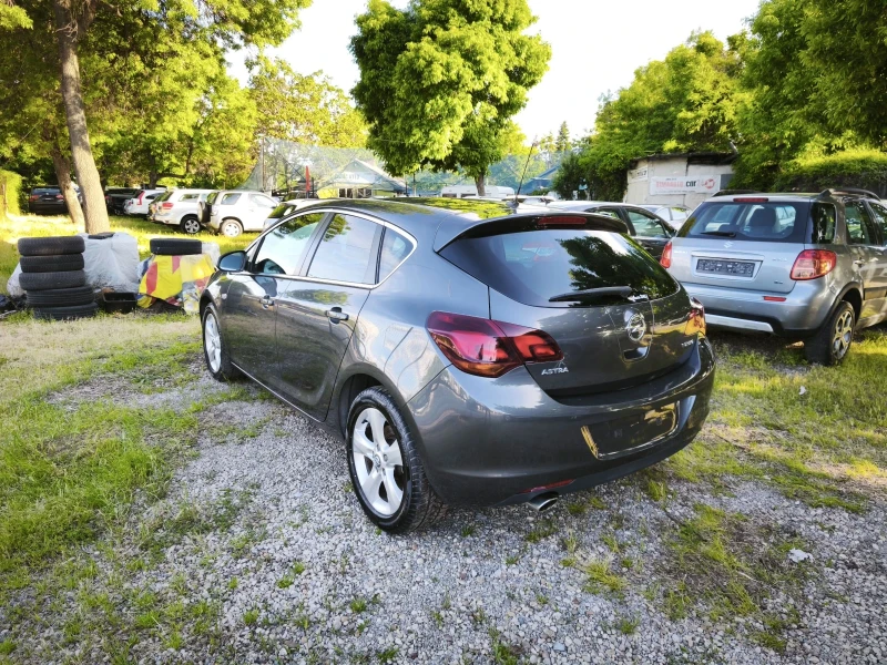 Opel Astra 1.6 i-TURBO-180k.c., снимка 3 - Автомобили и джипове - 50404544
