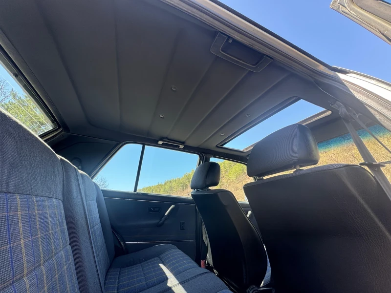 VW Golf GTI, снимка 12 - Автомобили и джипове - 51956986