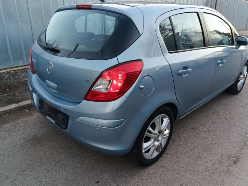 Opel Corsa 1.2i, снимка 3 - Автомобили и джипове - 52796847