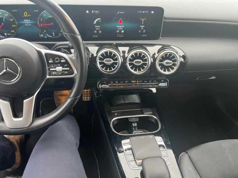 Mercedes-Benz A 250 * CARFAX * ЦЕНА ДО БГ, снимка 9 - Автомобили и джипове - 53100565