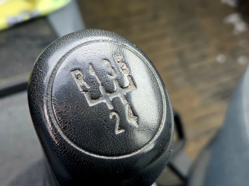 Skoda Fabia 1.4, 16v, Sedan, снимка 10 - Автомобили и джипове - 53188655