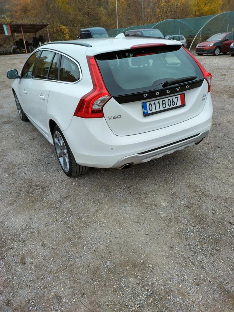 Volvo V60 Haskey Edition 4x4 -240 PS -Швейцария - изображение 7