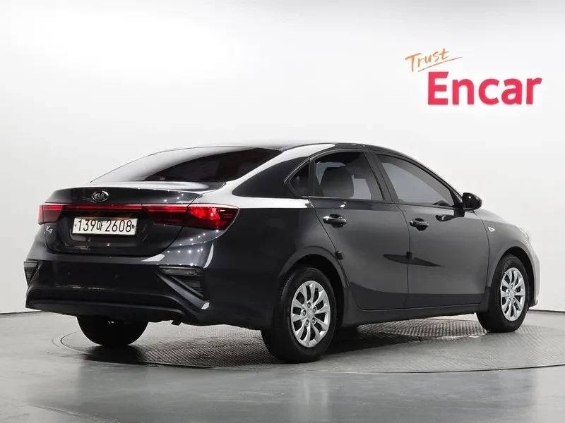 Kia K3 Trendy, снимка 2 - Автомобили и джипове - 55895870