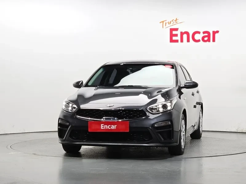Kia K3 Trendy, снимка 3 - Автомобили и джипове - 55895870