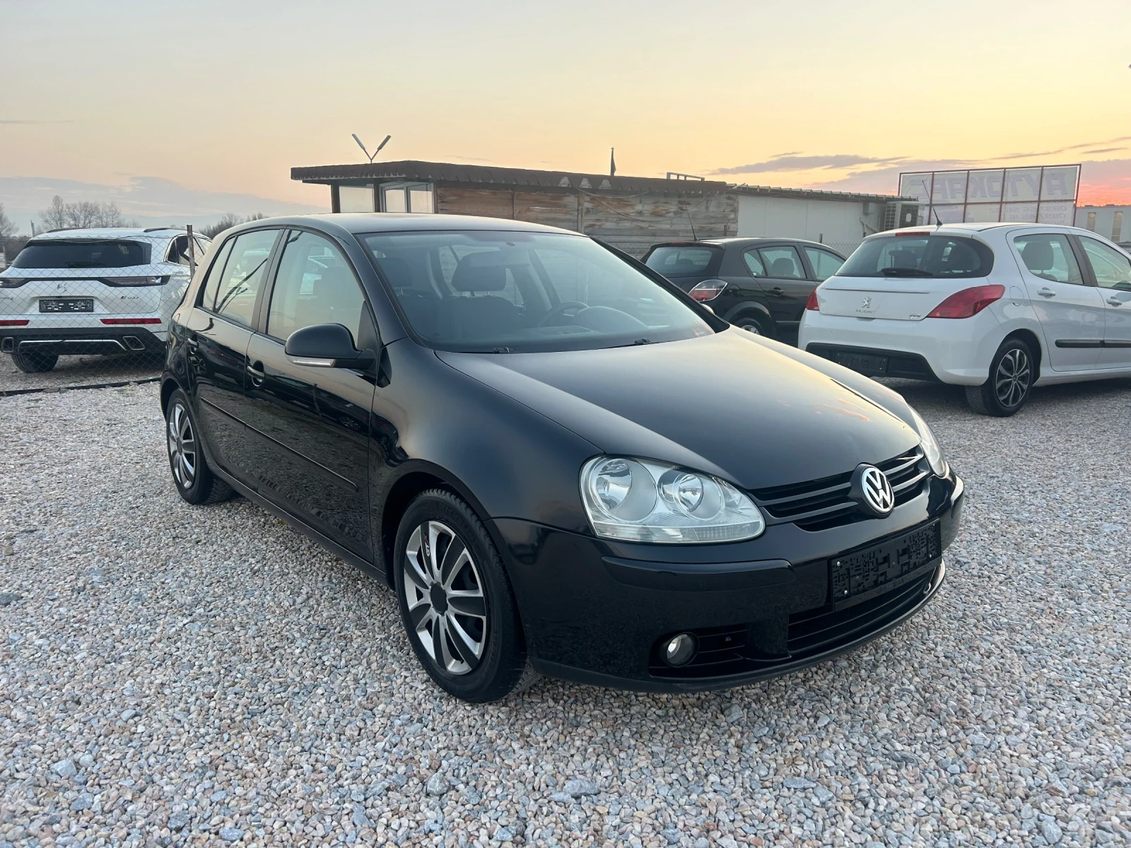 VW Golf * 2.0TDI* 140k.с* ITALY - изображение 2