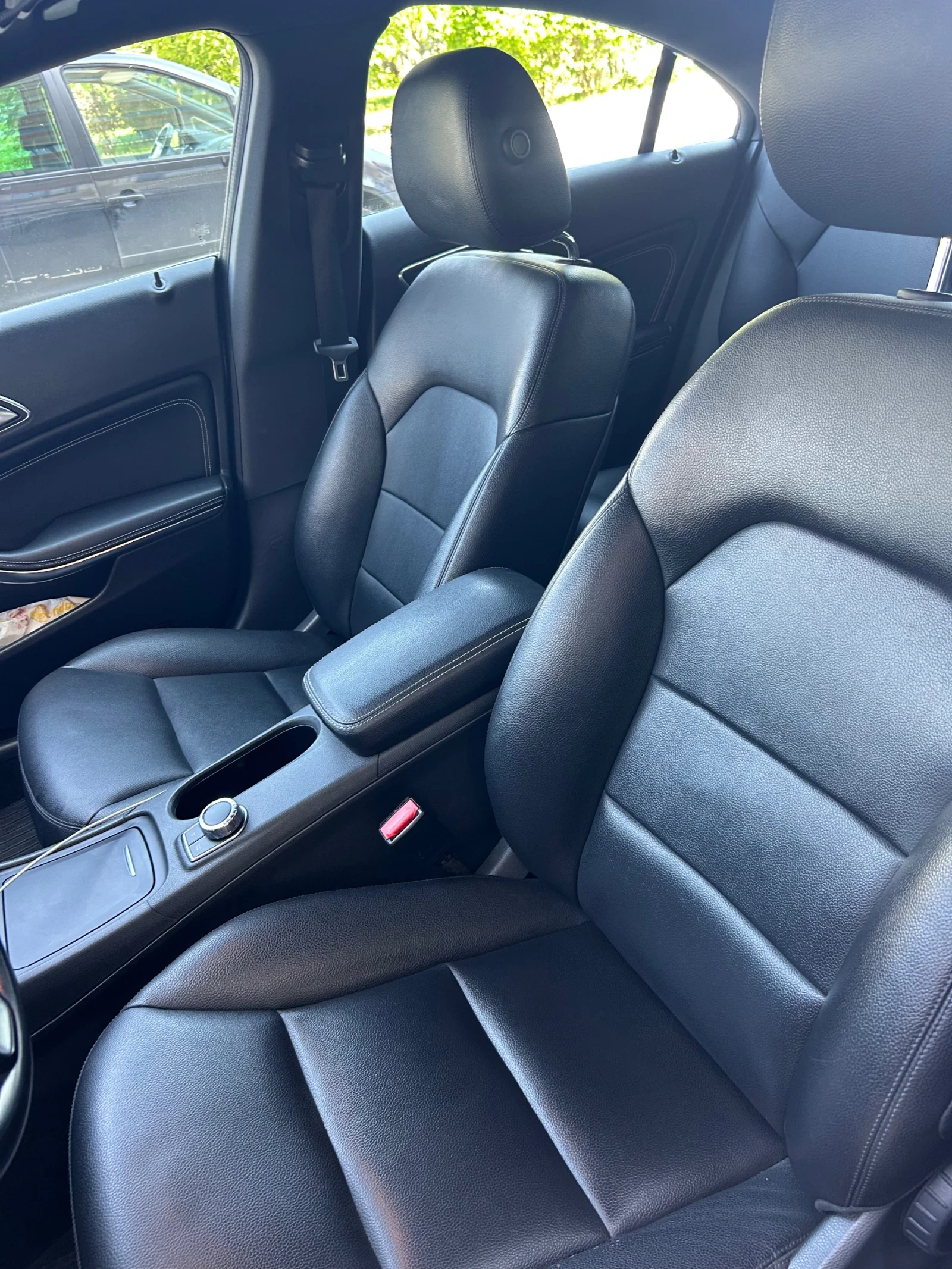 Mercedes-Benz CLA 220  - изображение 4