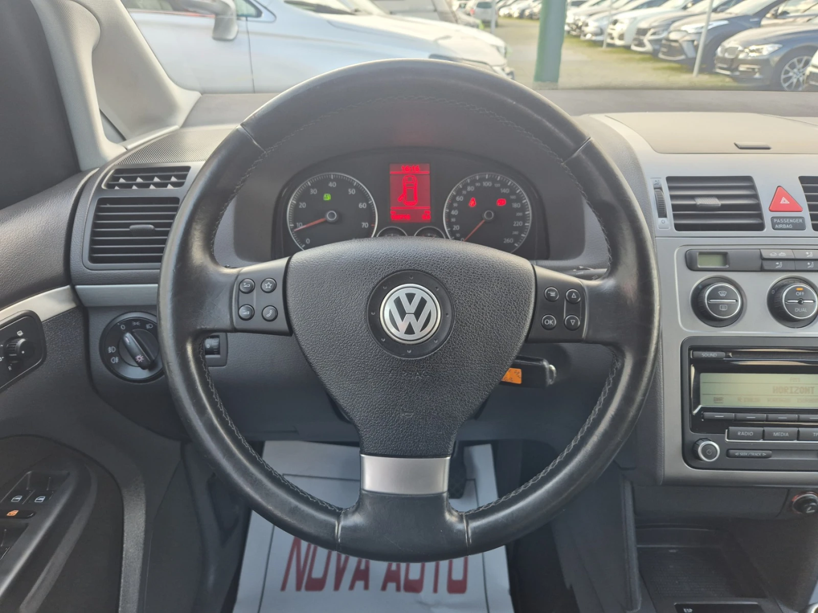 VW Touran 1.4 ECOFUEL-195.000км-2010г - изображение 8