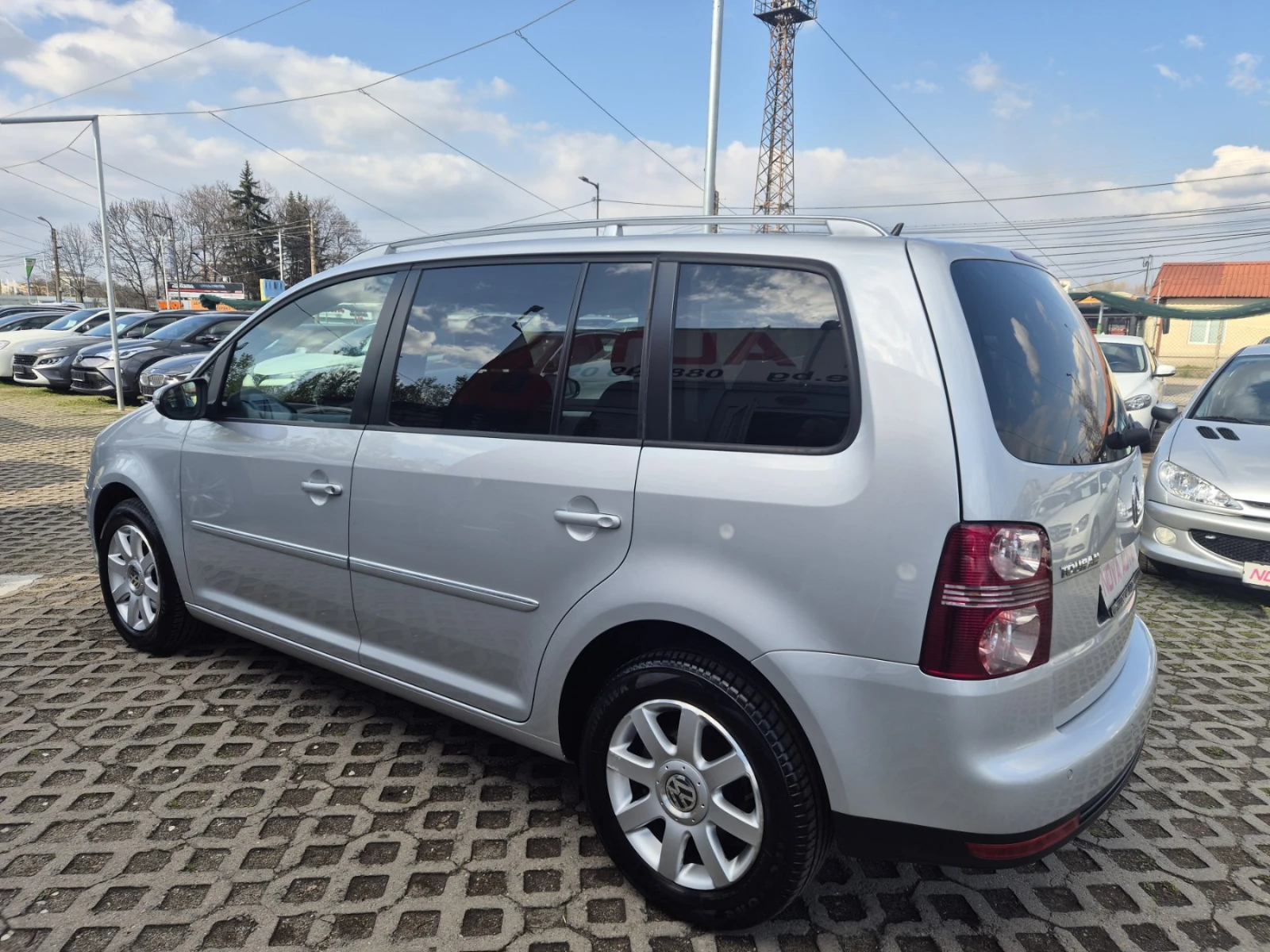 VW Touran 1.4 ECOFUEL-195.000км-2010г - изображение 2