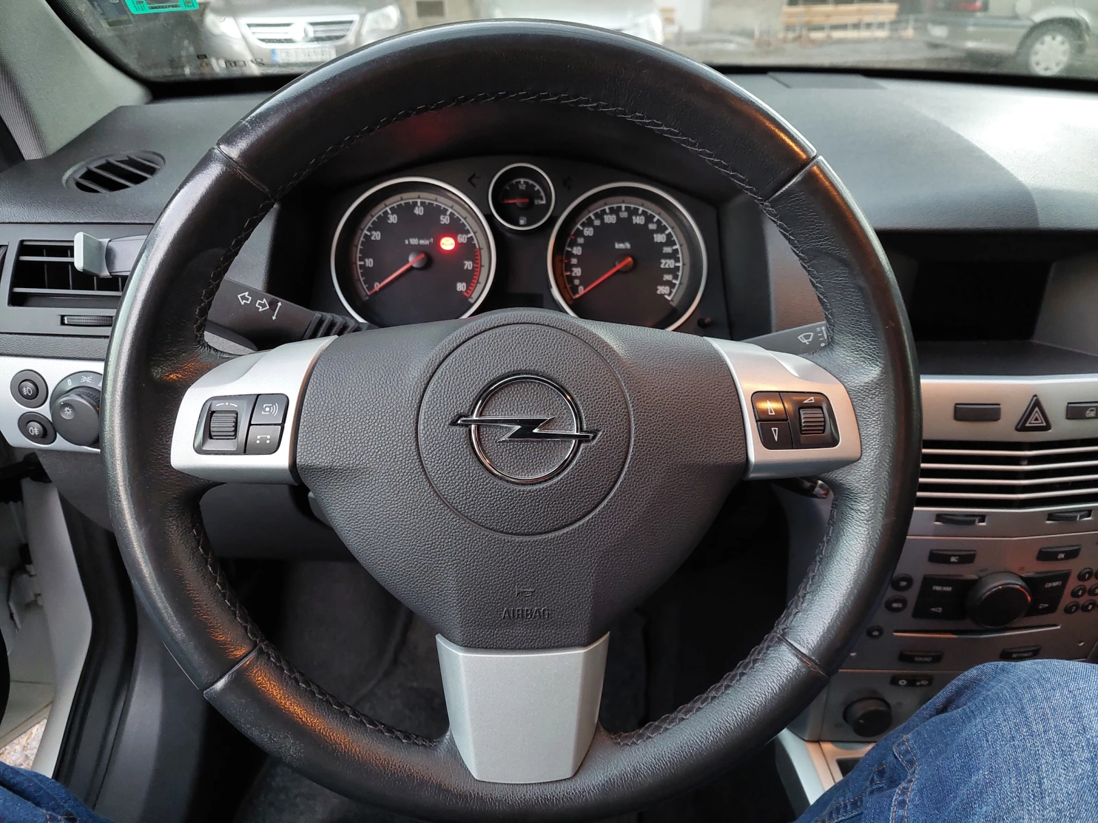 Opel Astra H (Z16XER) - изображение 4