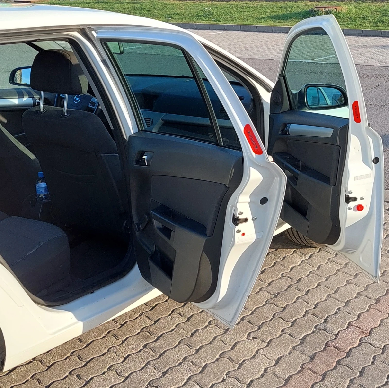 Opel Astra H (Z16XER) - изображение 3