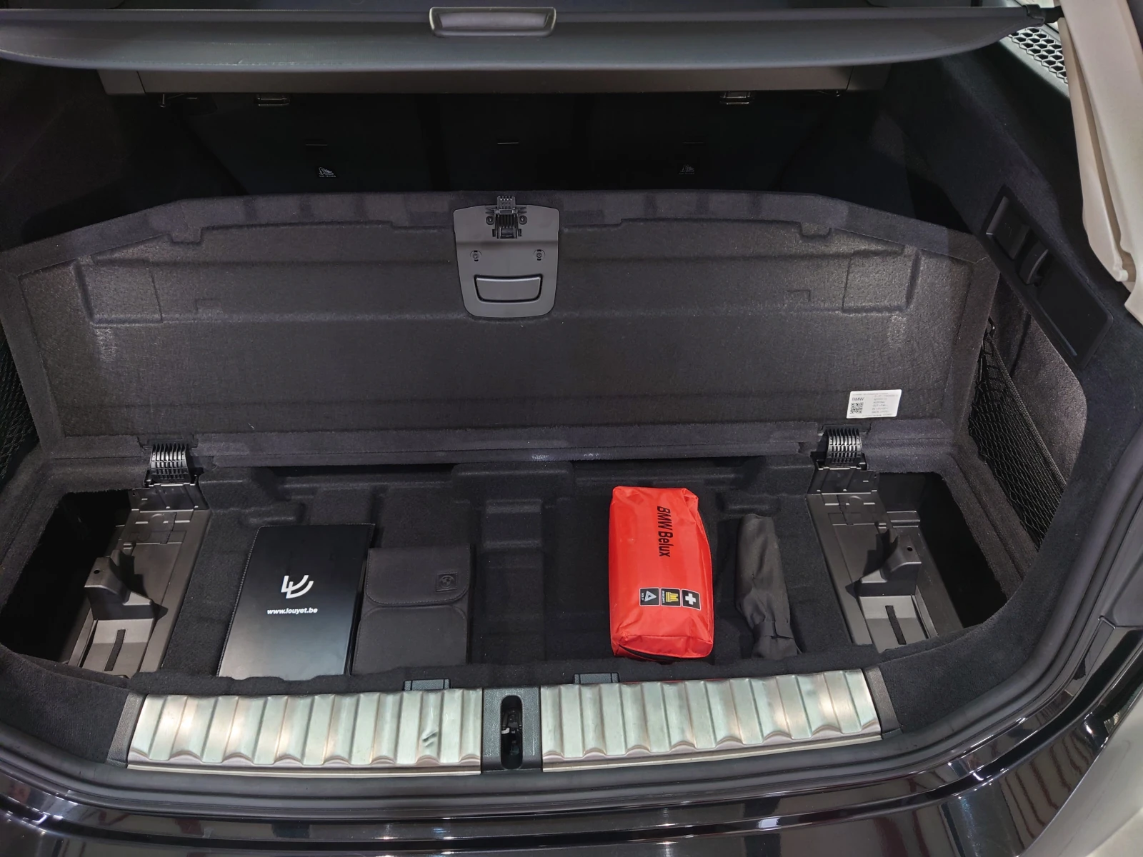 BMW 316 Touring M.Hibrid EV | Mobile.bg — изображение 13