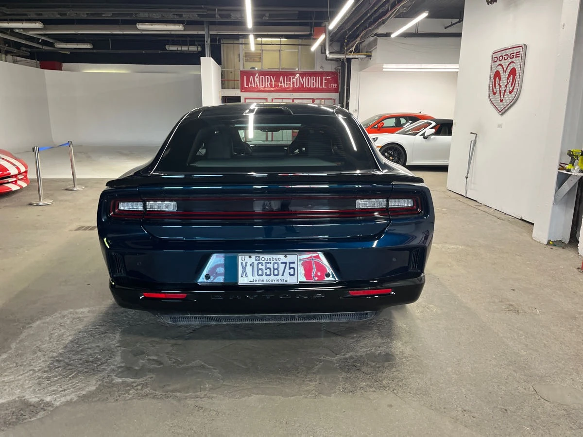 Dodge Charger DAYTONA * * CARFAX * * АВТО КРЕДИТ - изображение 3