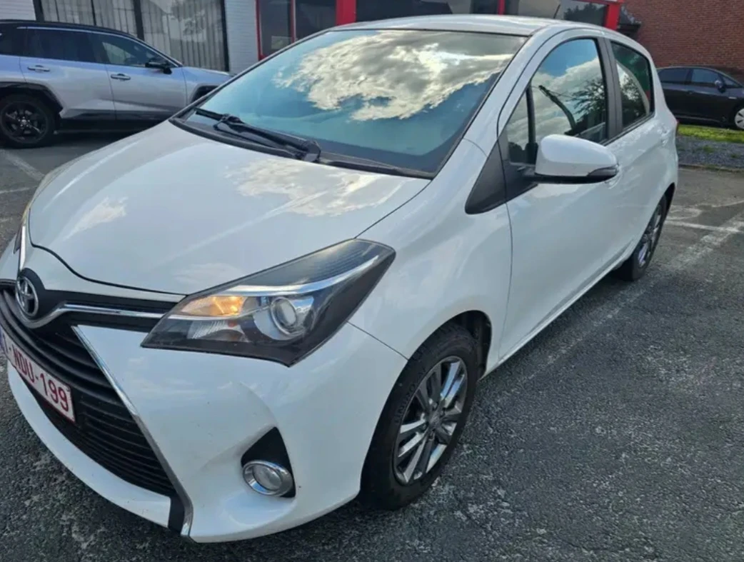 Toyota Yaris 1.33i Evro 6 - изображение 2