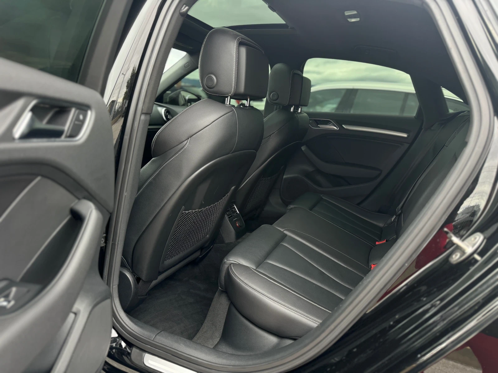 Audi S3 black edition - изображение 10