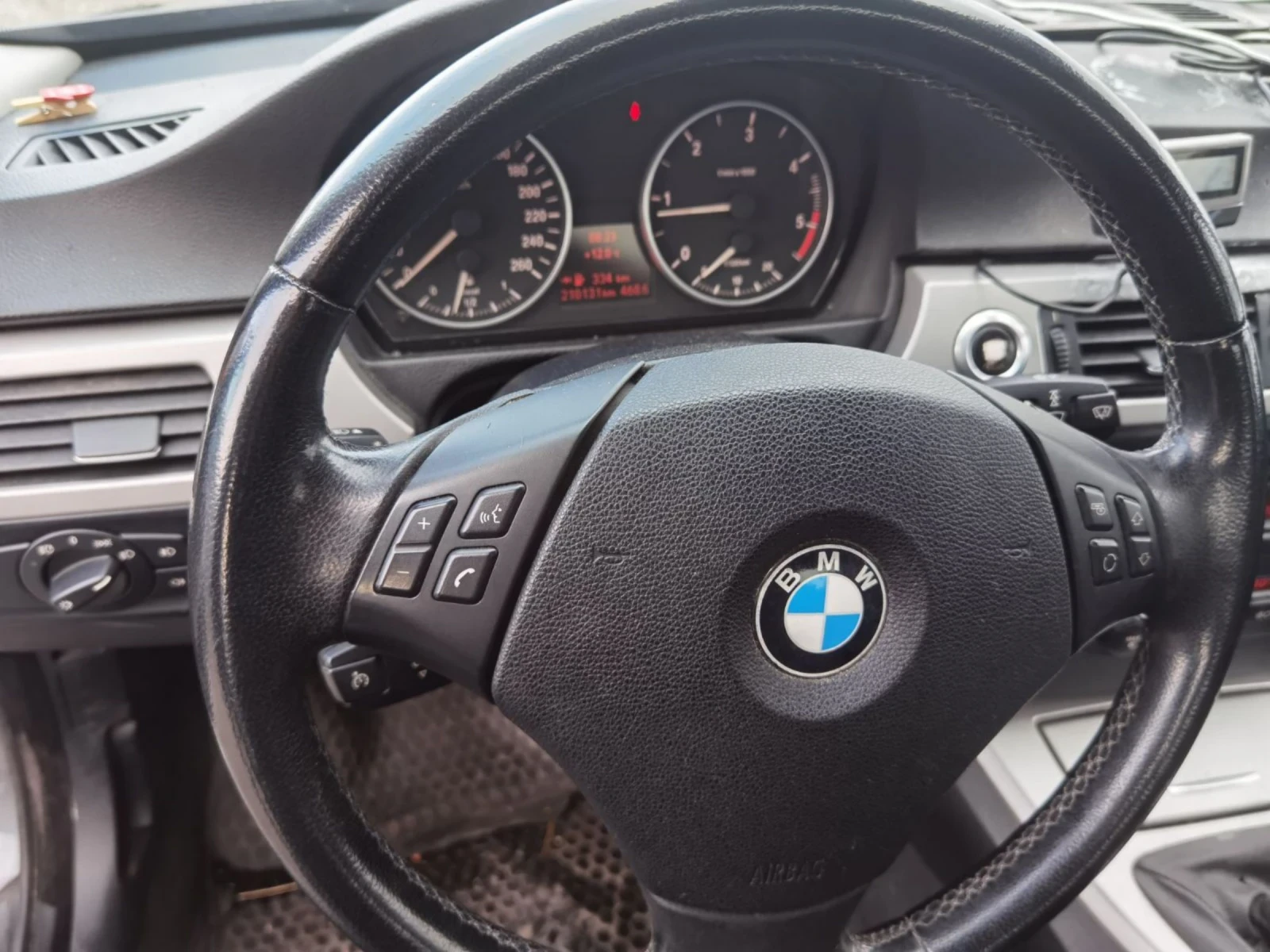 BMW 330 6speed климатроник кожен салон италия - изображение 7