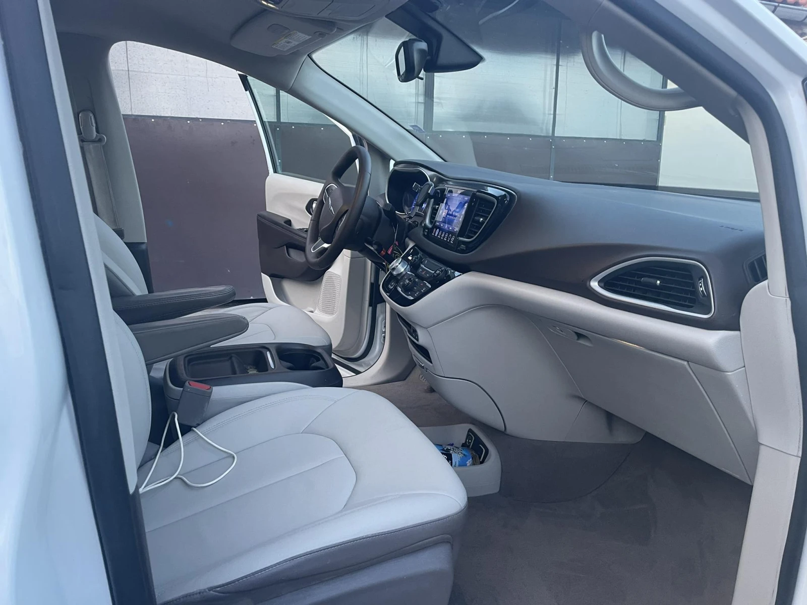 Chrysler Pacifica 3, 6L Pentastar  | Mobile.bg   13