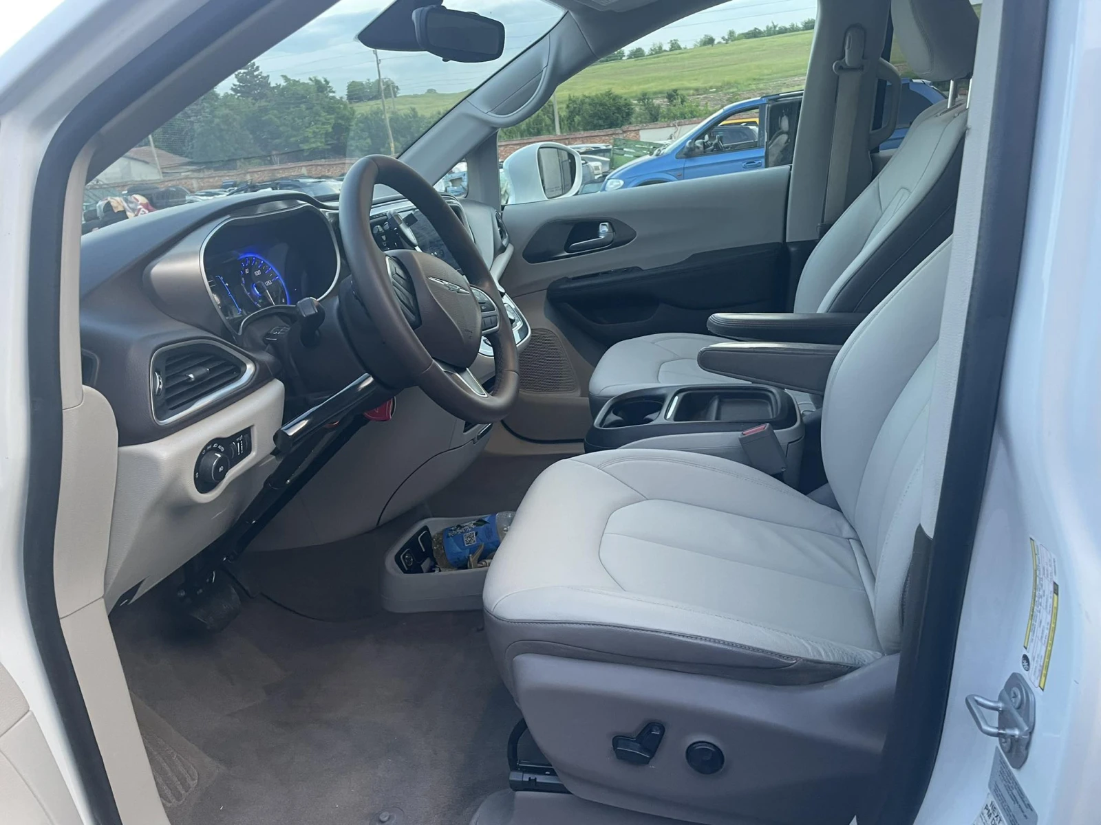 Chrysler Pacifica 3, 6L Pentastar  | Mobile.bg   10