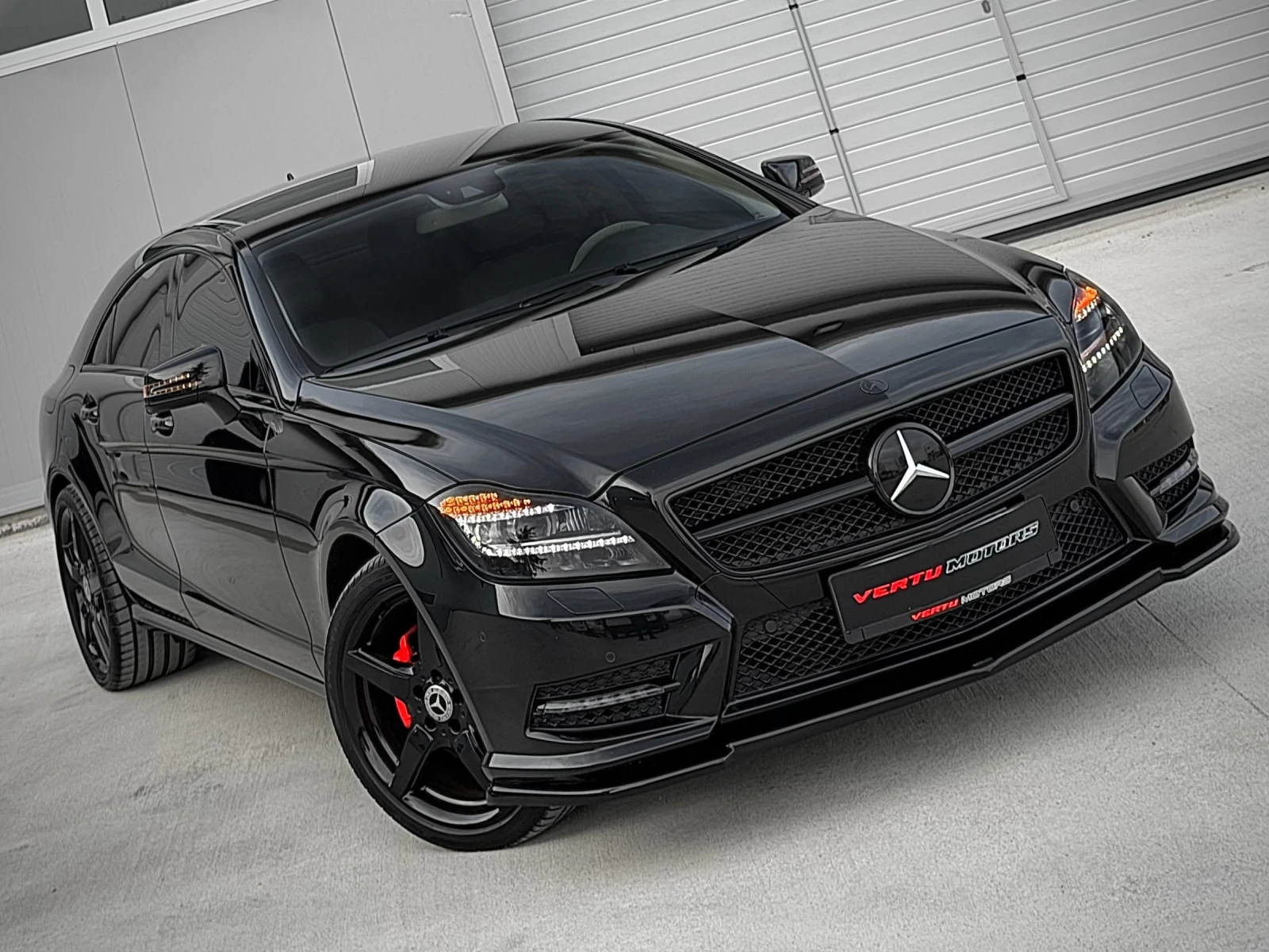 Mercedes-Benz CLS 350 AMG/ 4MATIC/ ALL BLACK/ 3xTV/ AIRMATIC/ FULL LED | Mobile.bg   3