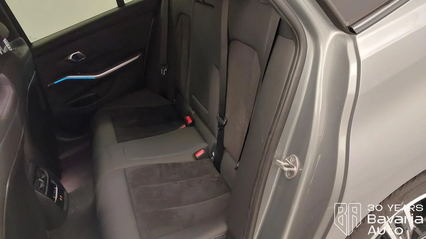 BMW 318 d Touring M Sport Paket Steptronic | Mobile.bg   8