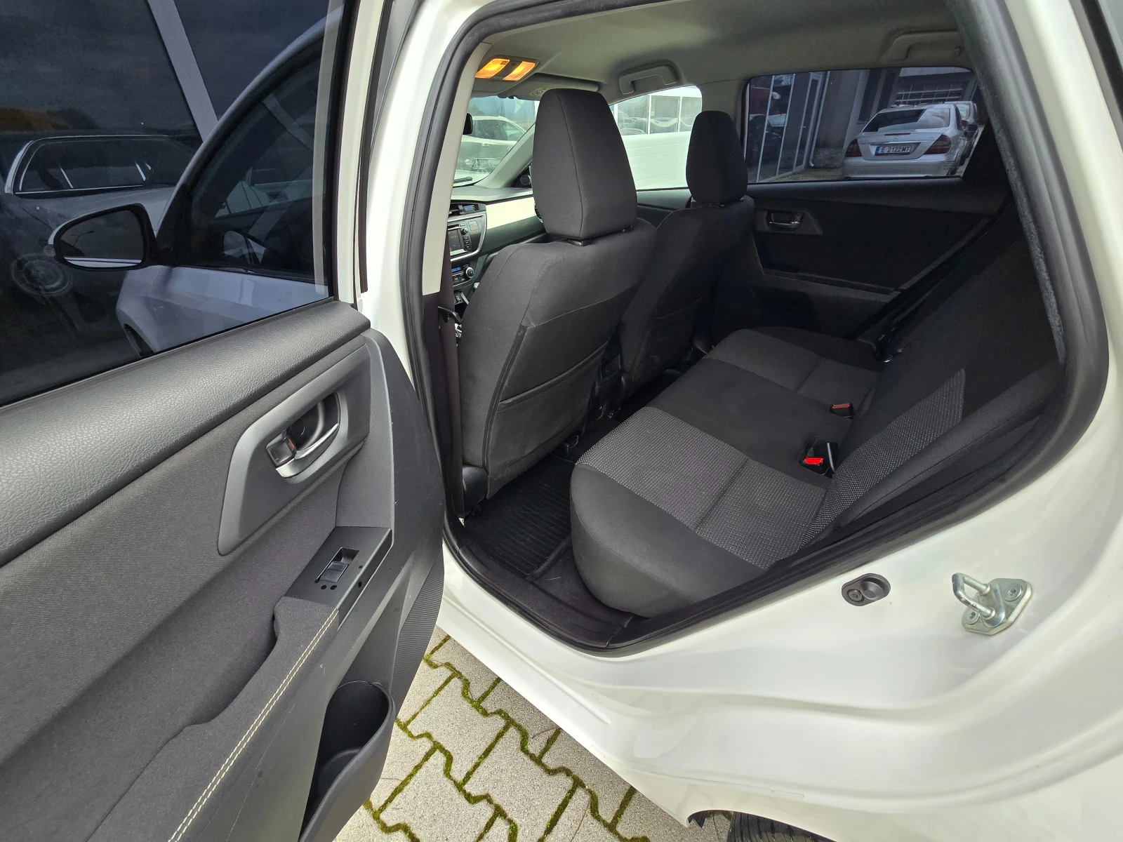 Toyota Auris 1.4 D-4D!!������!! | Mobile.bg � ����������� 14