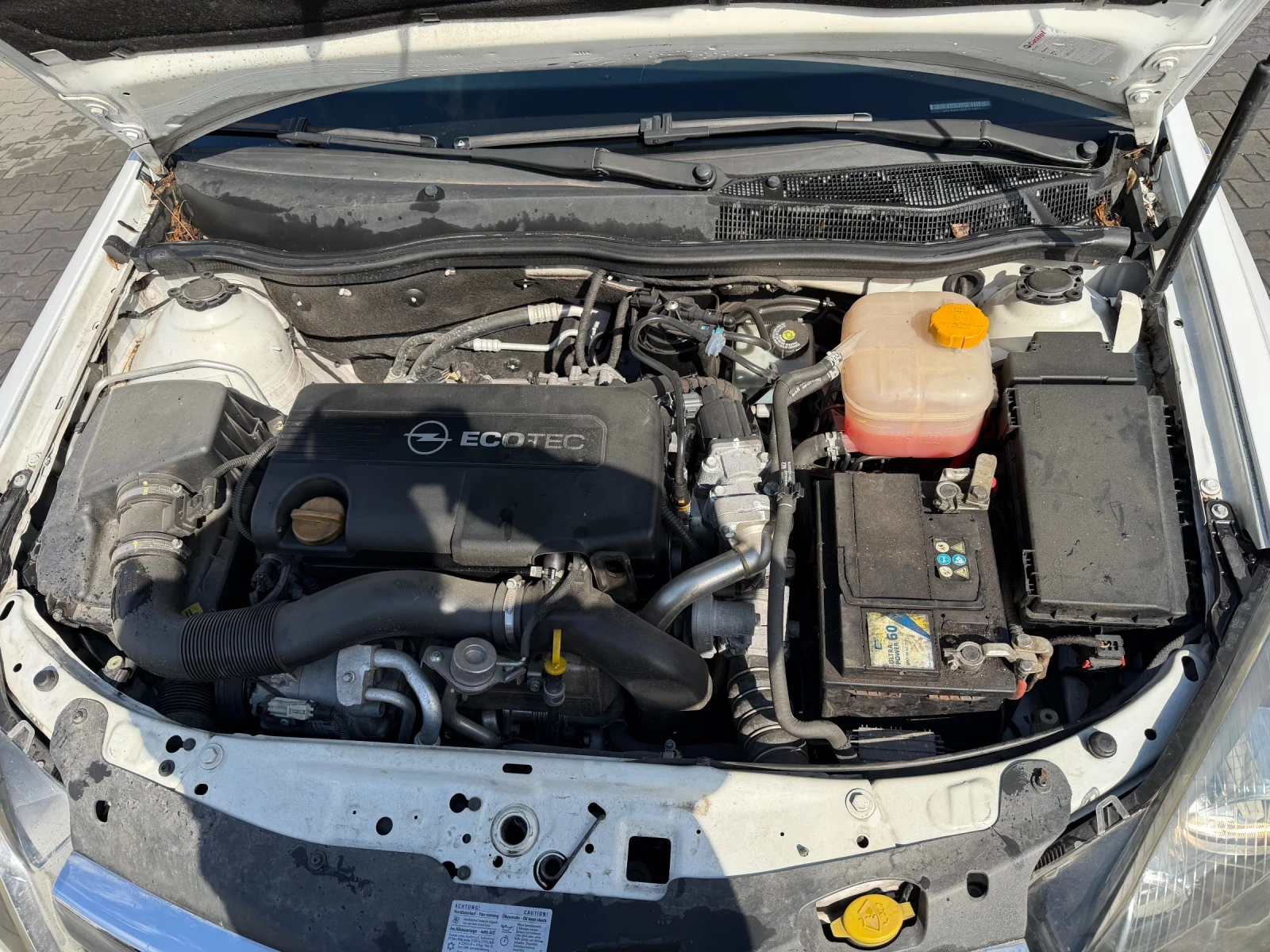 Opel Astra, снимка 7 - Автомобили и джипове - 53643961