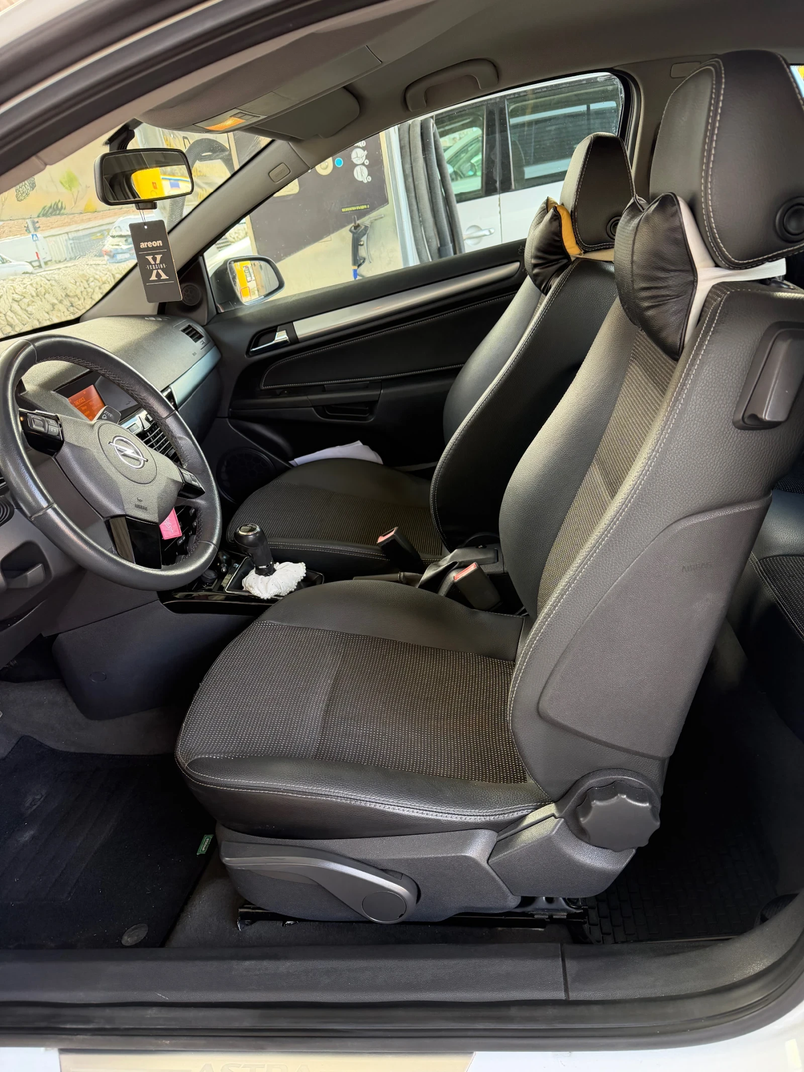 Opel Astra, снимка 12 - Автомобили и джипове - 53643961