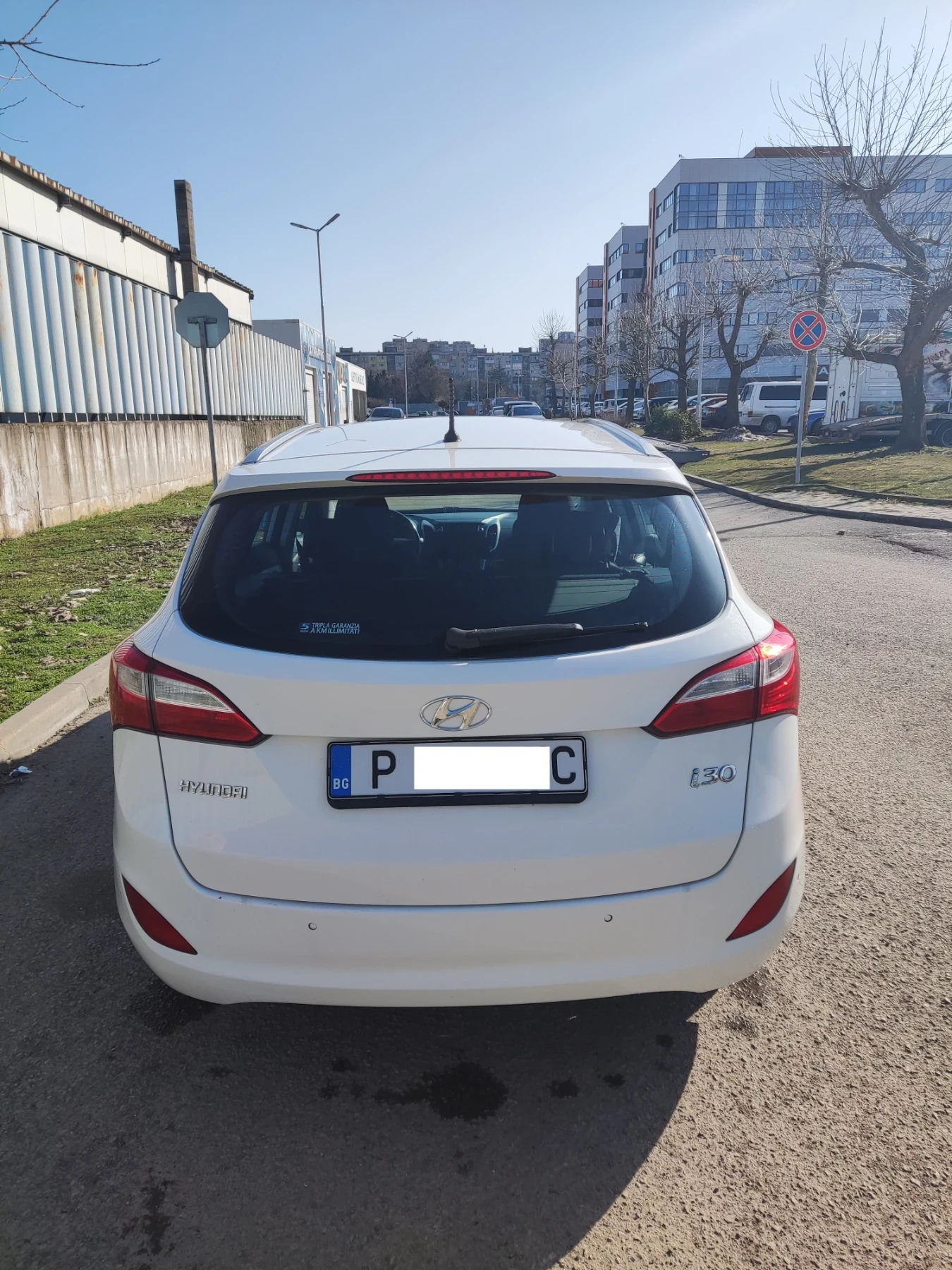 Hyundai I30 1.4, снимка 2 - Автомобили и джипове - 53709195