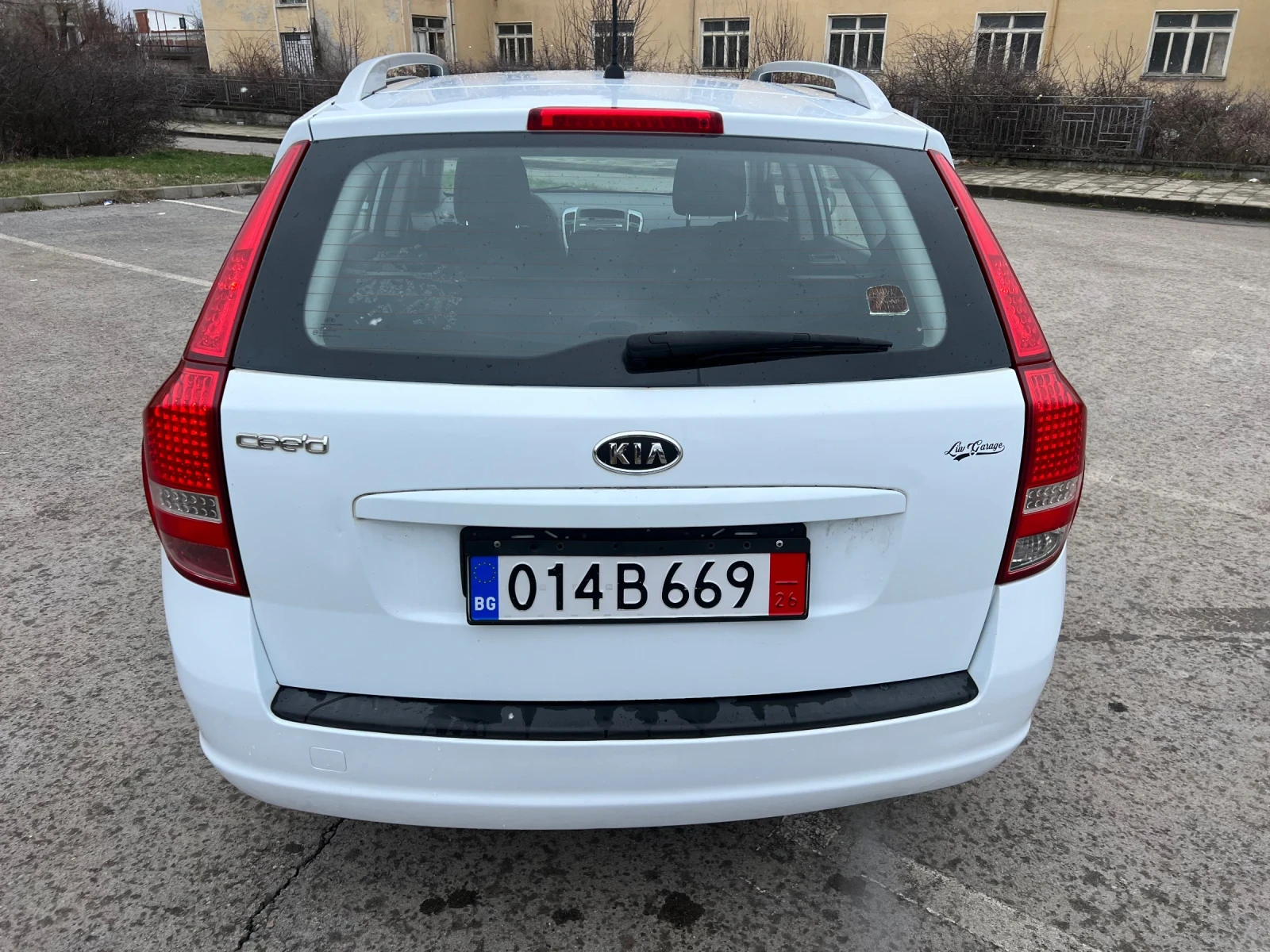 Kia Ceed 1.4I, снимка 6 - Автомобили и джипове - 53836661