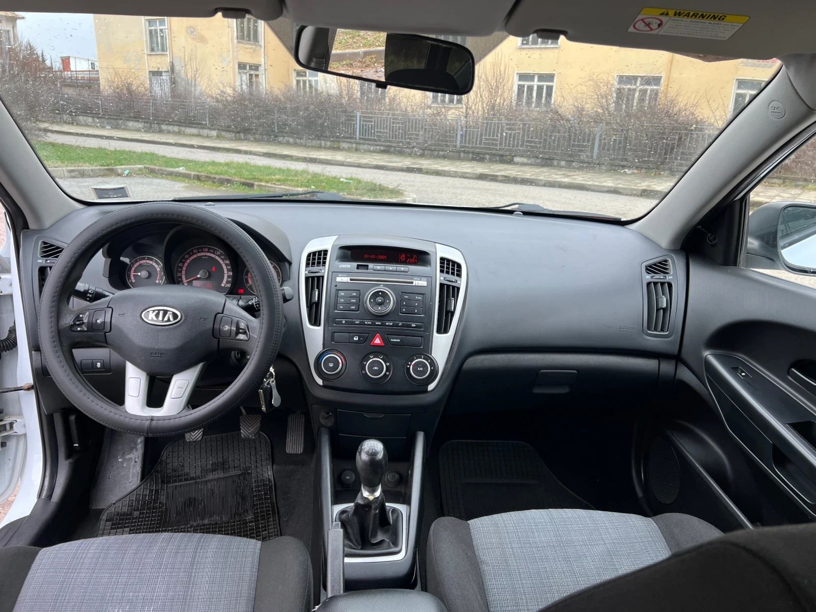 Kia Ceed 1.4I, снимка 14 - Автомобили и джипове - 53836661