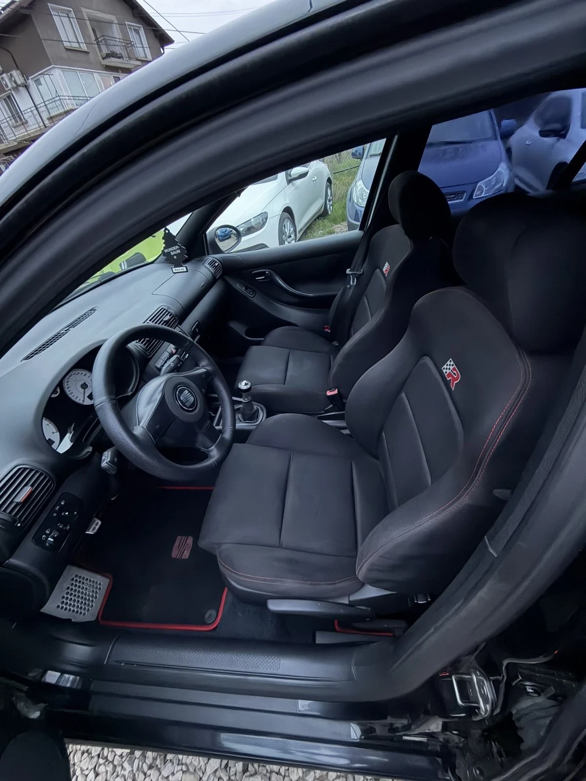 Seat Leon 1.8T - CUPRA - SWISS, снимка 7 - Автомобили и джипове - 53900397