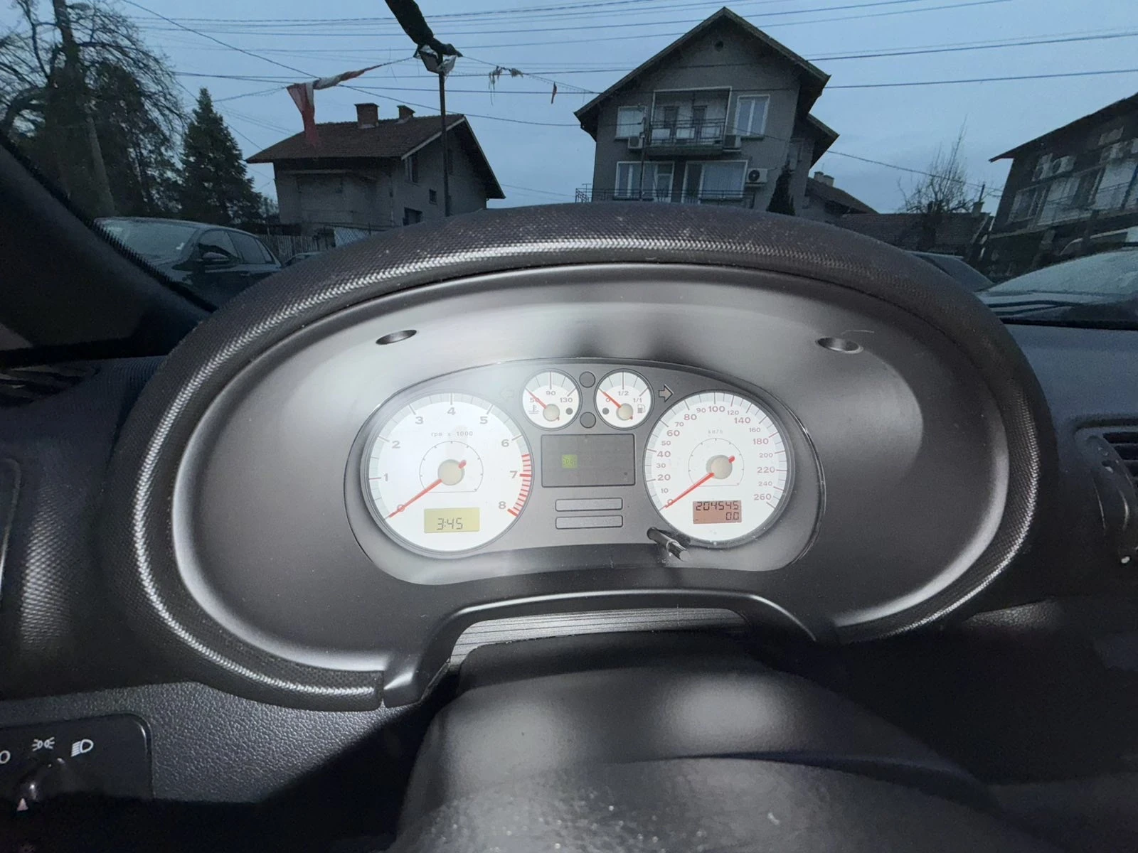 Seat Leon 1.8T - CUPRA - SWISS, снимка 11 - Автомобили и джипове - 53900397