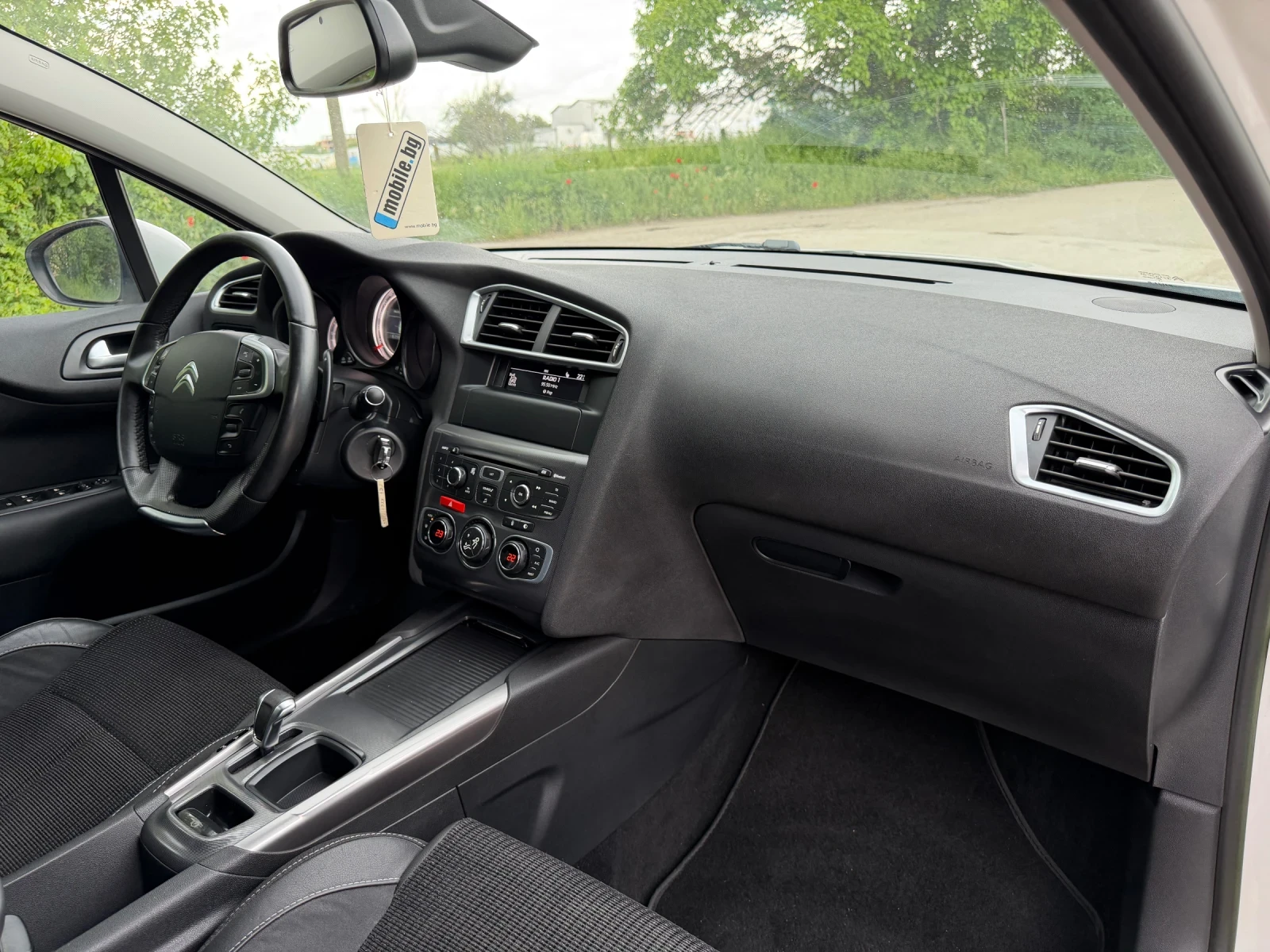 Citroen C4 1.6e-HDI АВТО 116хил.км EXCLUSIVE Масаж.Парктроник, снимка 13 - Автомобили и джипове - 54196791