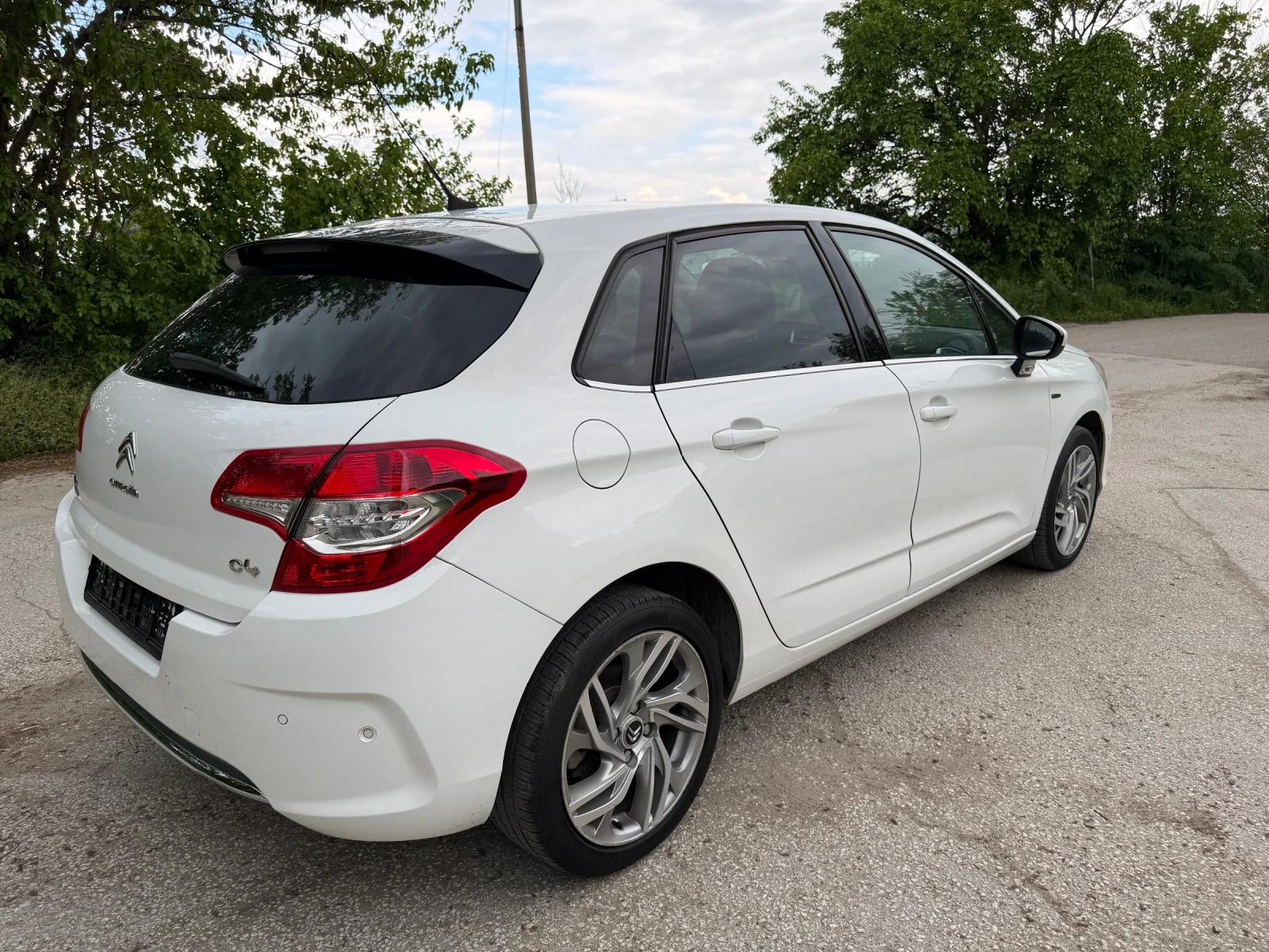 Citroen C4 1.6e-HDI АВТО 116хил.км EXCLUSIVE Масаж.Парктроник, снимка 6 - Автомобили и джипове - 54196791