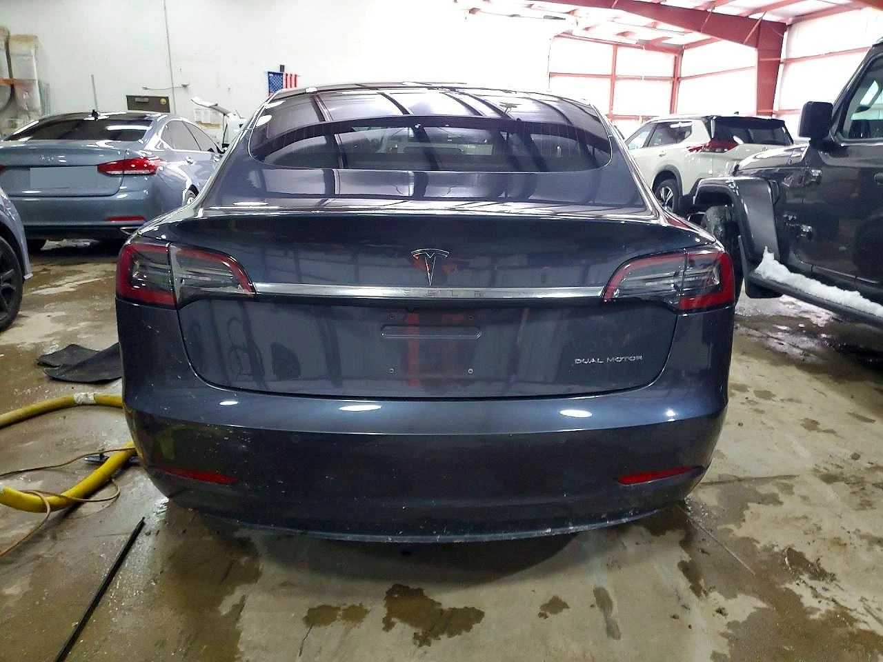 Tesla Model 3, снимка 6 - Автомобили и джипове - 54419067