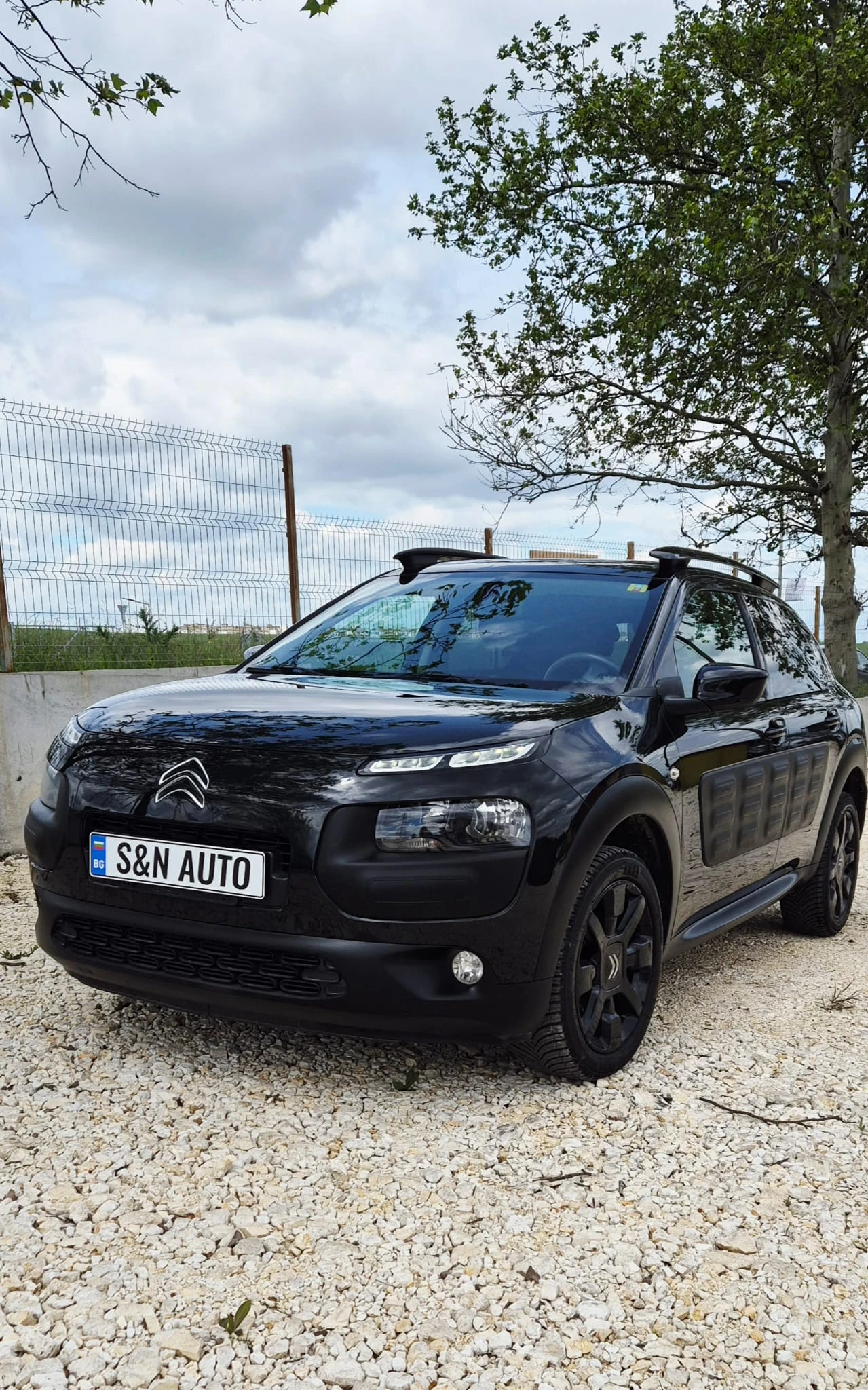 Citroen C4 Cactus 1.6  Navi.Camera, снимка 2 - Автомобили и джипове - 54551682