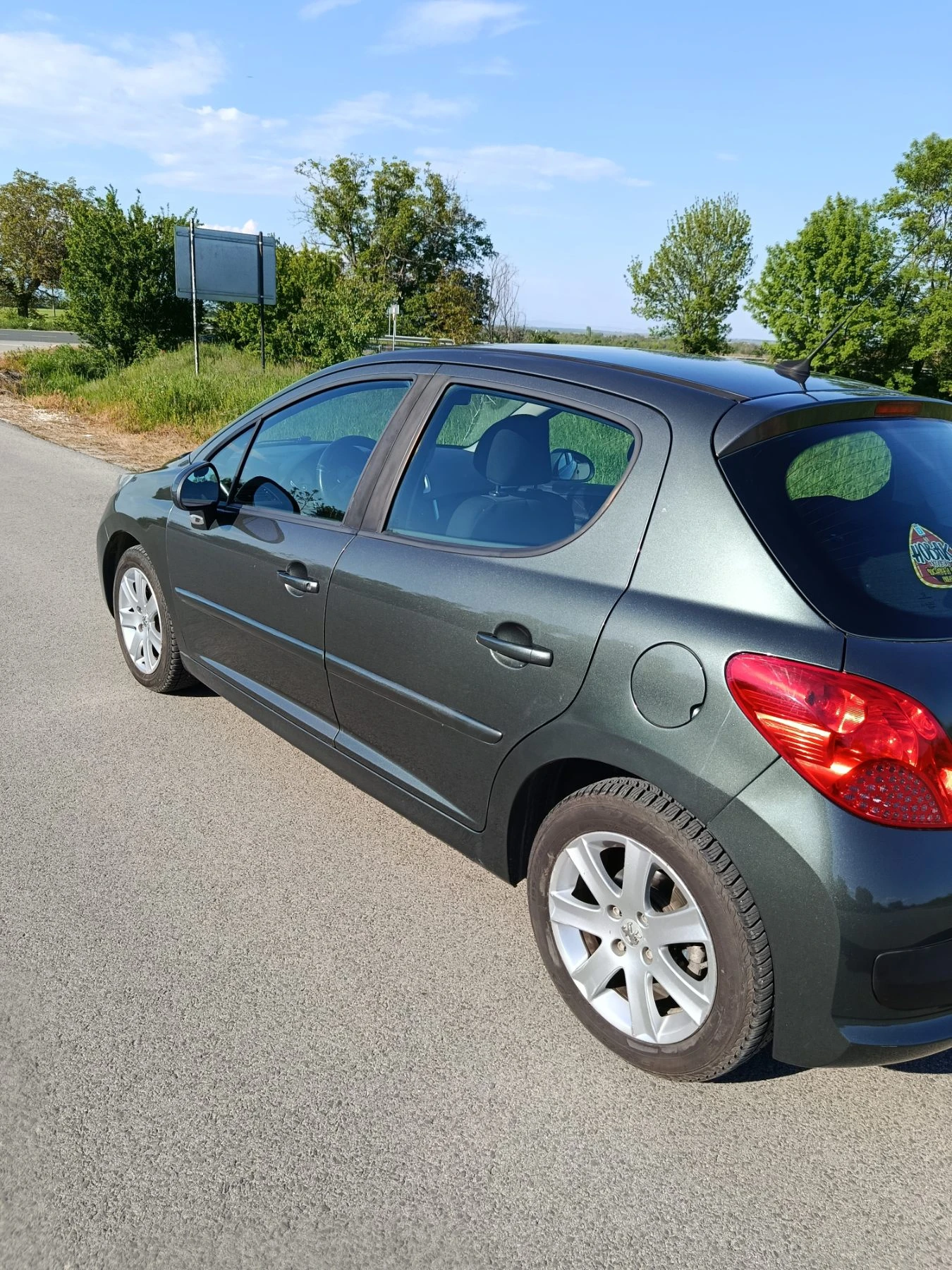 Peugeot 207, снимка 2 - Автомобили и джипове - 54555918