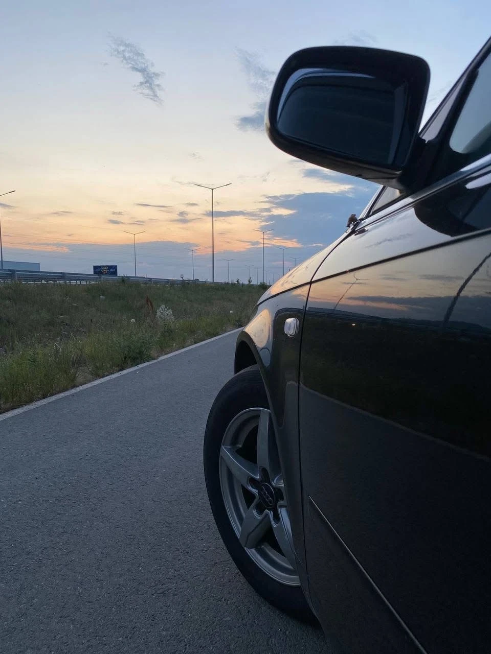 Audi A4 1.9tdi, снимка 6 - Автомобили и джипове - 54702451