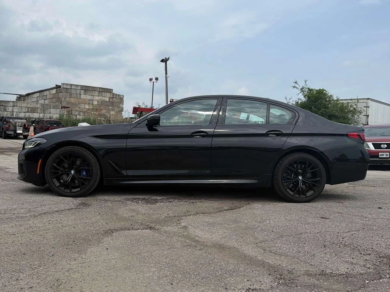 BMW 540 xDrive * АВТОКРЕДИТ * ОТ ПРЕДСТАВИТЕЛСТВО, снимка 3 - Автомобили и джипове - 54975392