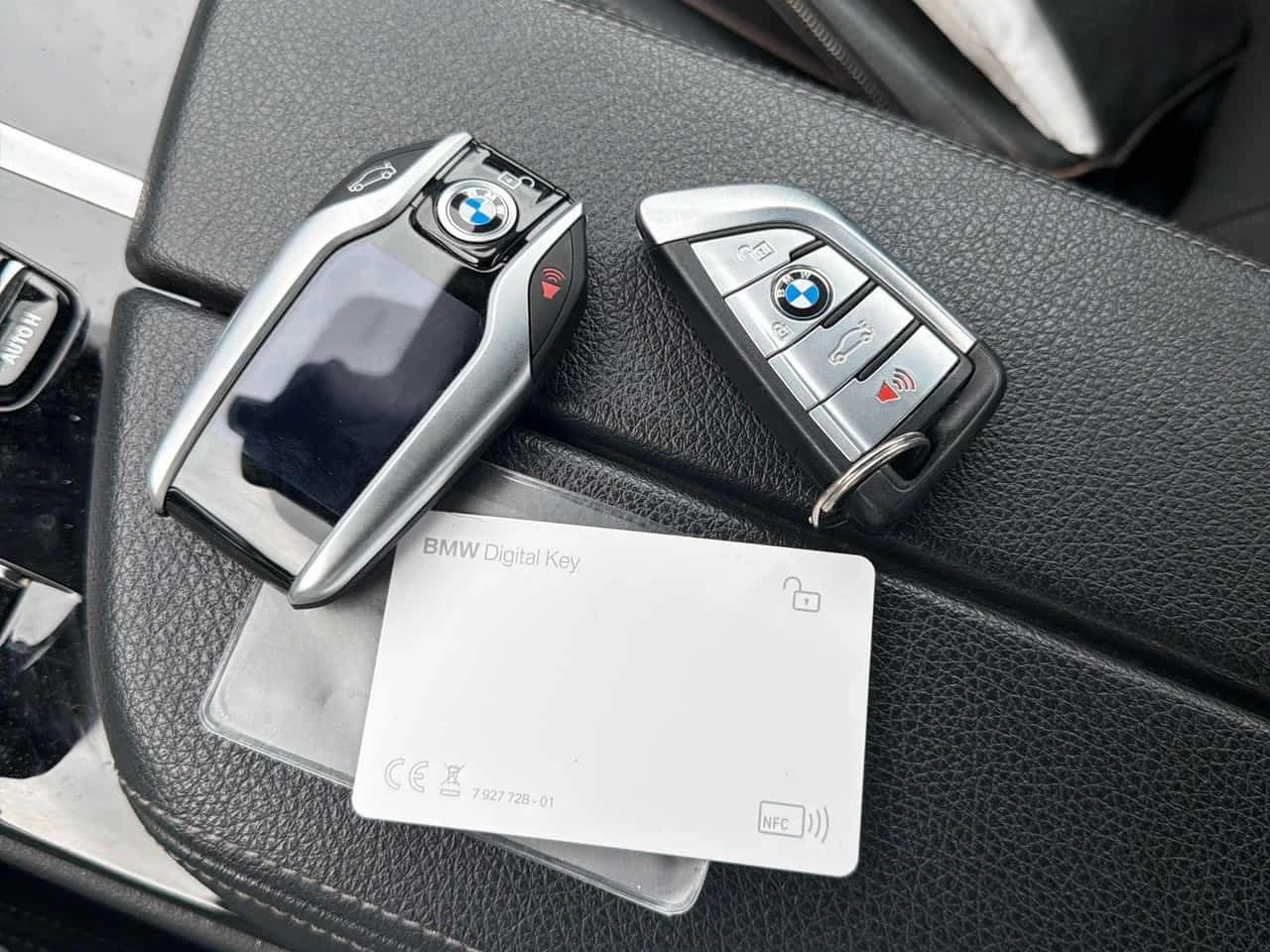 BMW 540 xDrive * АВТОКРЕДИТ * ОТ ПРЕДСТАВИТЕЛСТВО, снимка 13 - Автомобили и джипове - 54975392
