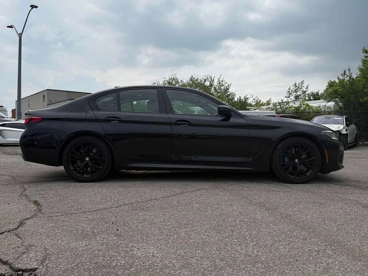 BMW 540 xDrive * АВТОКРЕДИТ * ОТ ПРЕДСТАВИТЕЛСТВО, снимка 4 - Автомобили и джипове - 54975392