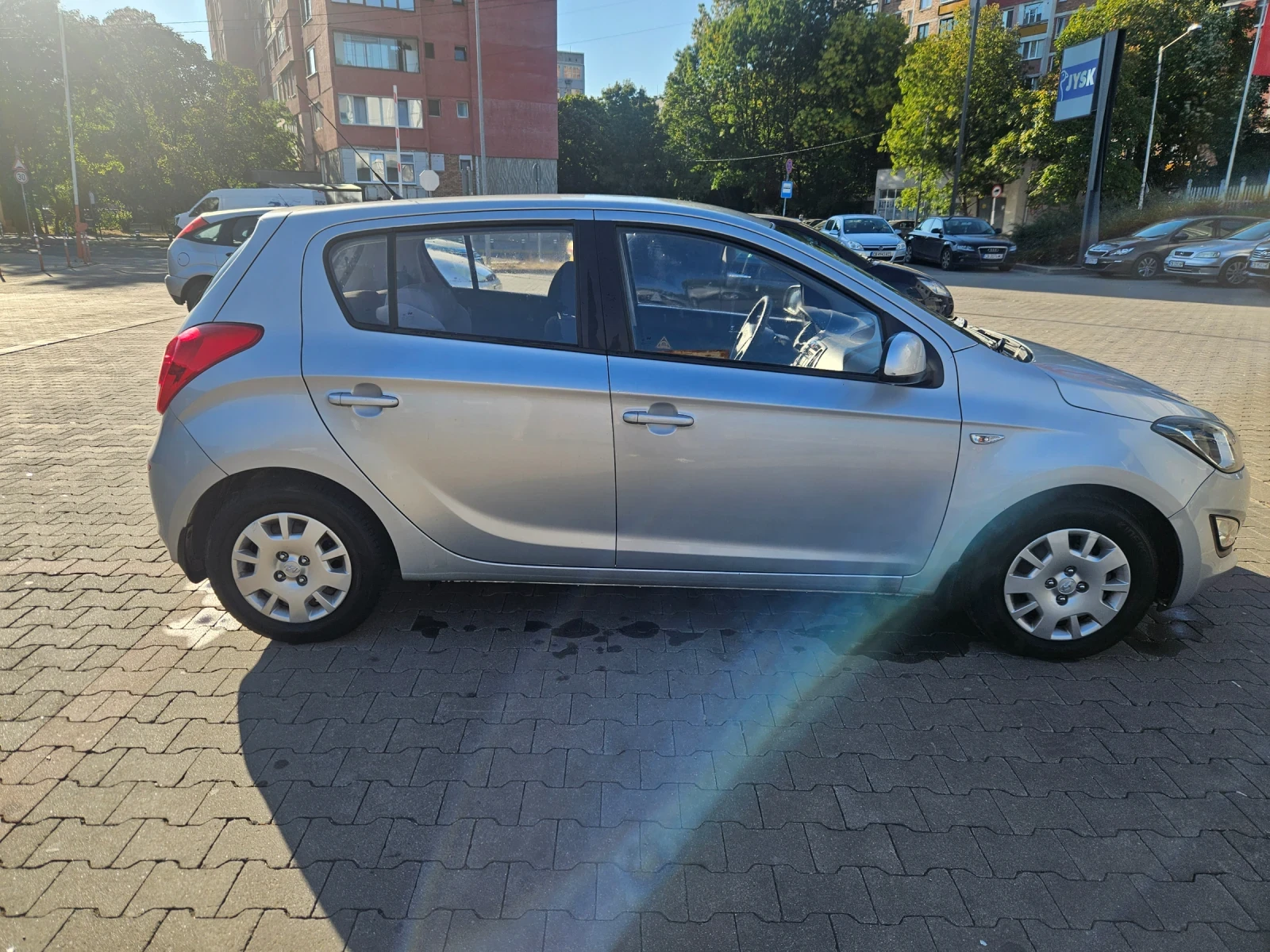 Hyundai I20, снимка 5 - Автомобили и джипове - 56171418