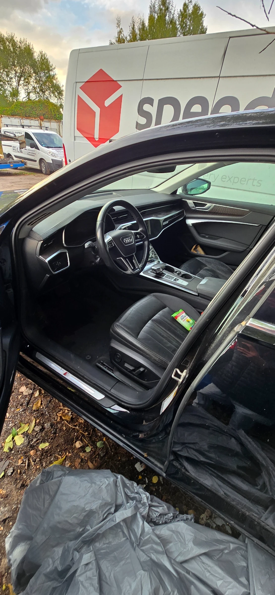 Audi A6 A6 c8 55tfsi, снимка 3 - Автомобили и джипове - 56549436