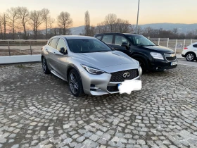 Infiniti Q30 Sport, снимка 1