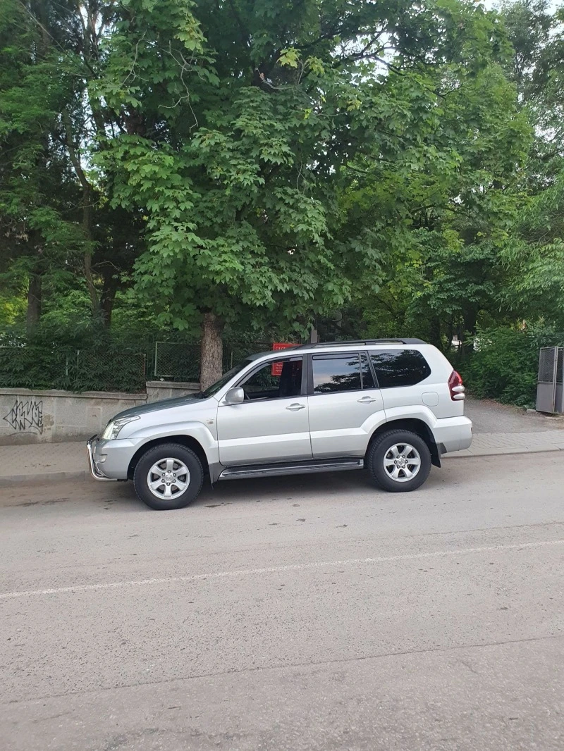 Toyota Land cruiser, снимка 3 - Автомобили и джипове - 47669861